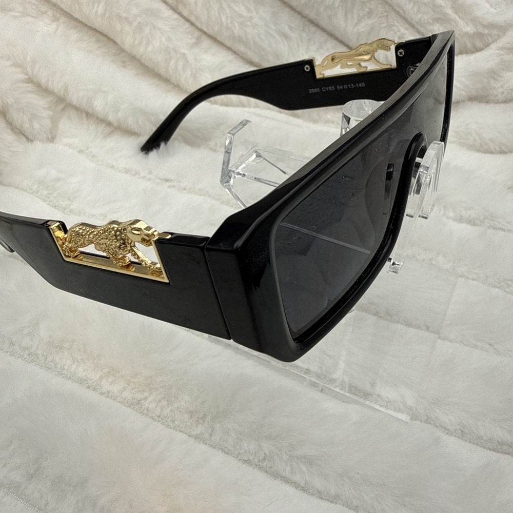 JAGUAR BLACK & GOLD, THICK RETRO SQUARE SUNGLASSES LUXURY DESIGNER RICH FAMOUS